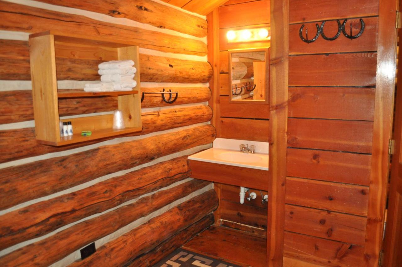 Crooked Creek Guest Ranch Hotel Dubois Exterior photo