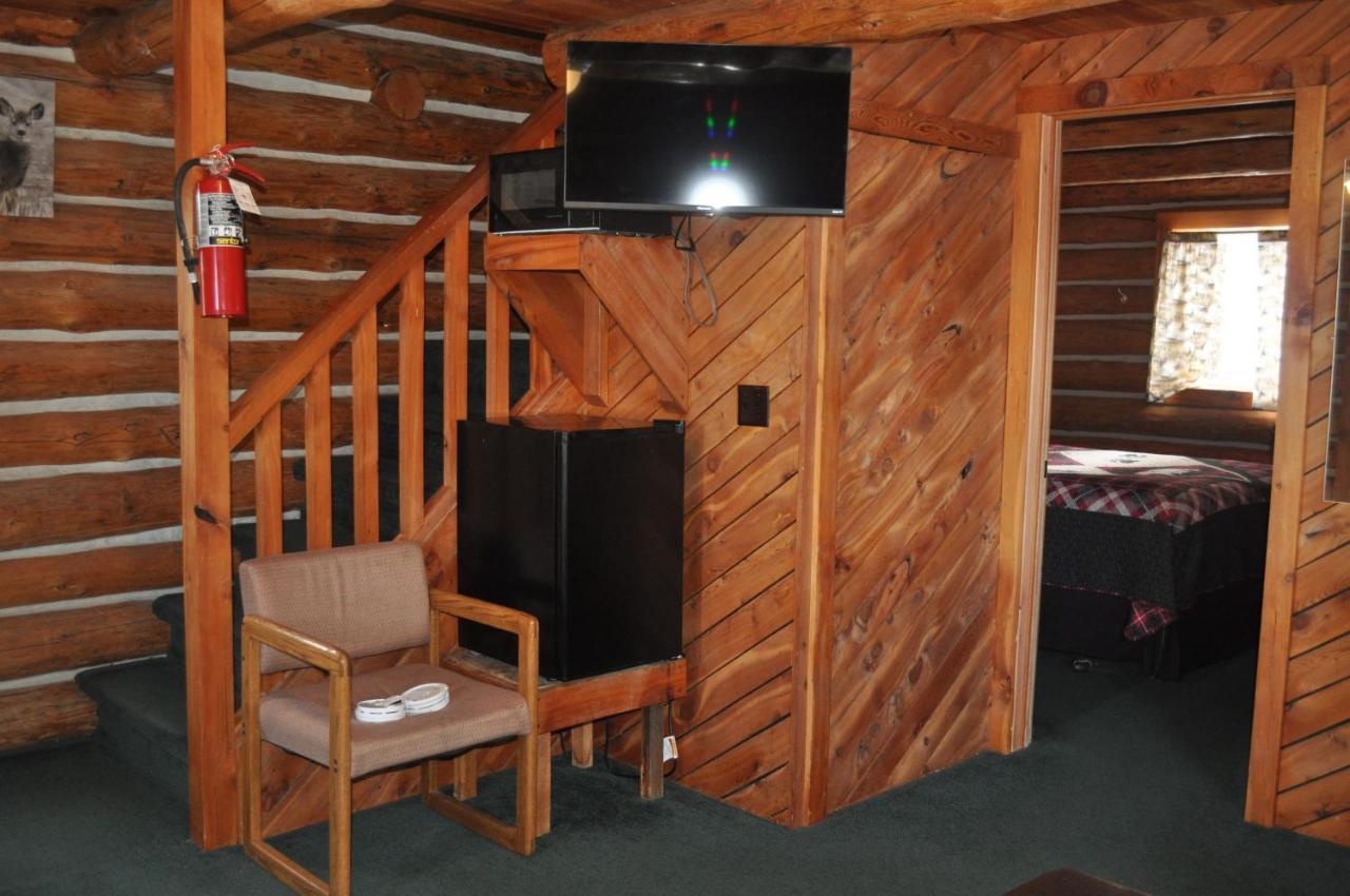 Crooked Creek Guest Ranch Hotel Dubois Exterior photo