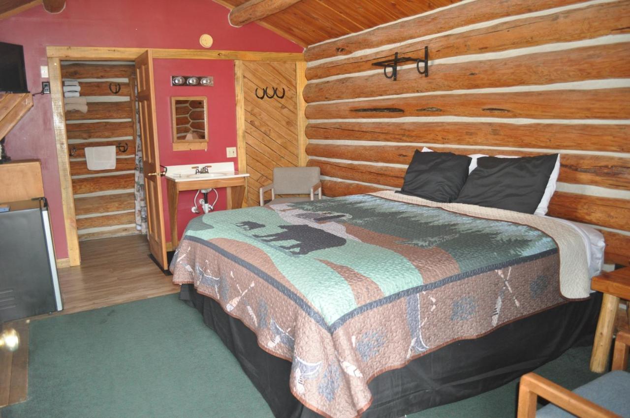 Crooked Creek Guest Ranch Hotel Dubois Exterior photo