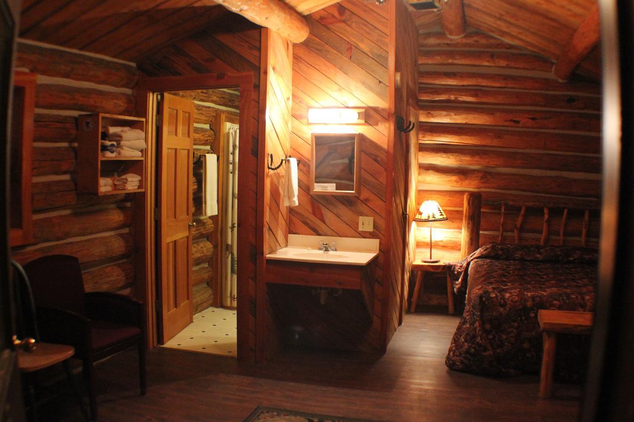 Crooked Creek Guest Ranch Hotel Dubois Exterior photo
